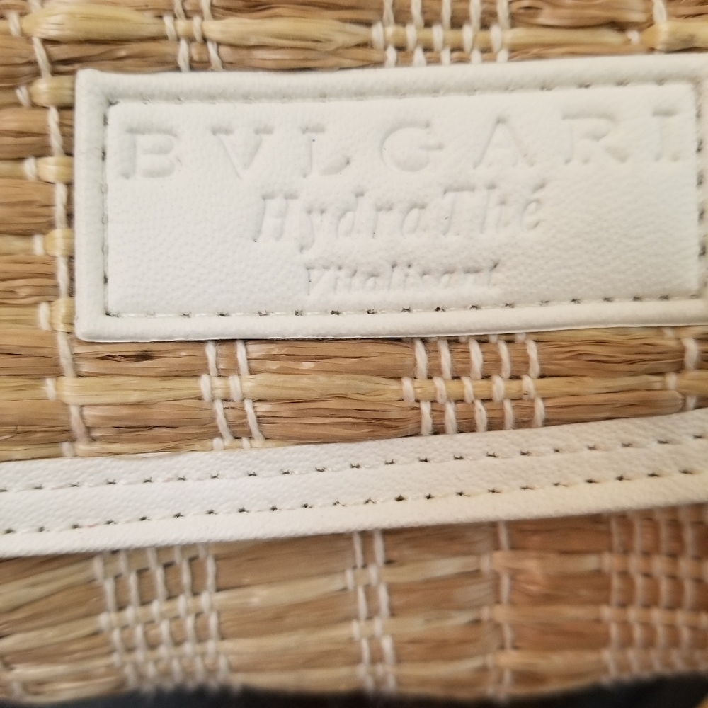 Bvlgari HydraThe Vitalisant Makeup / Toiletry Bag - Picture 2 of 16